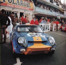 1966_Le_Mans_Mini_Marcos_Pits.jpg